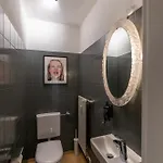 Luis Apartmán *